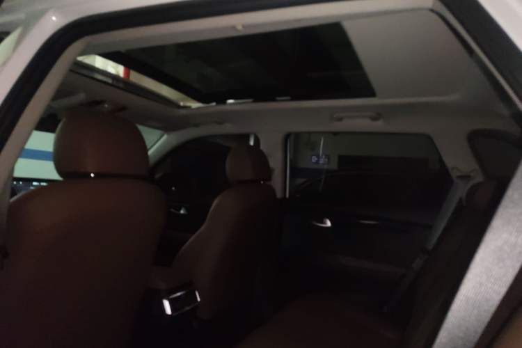 Used Kia Sportage R 2021 Ace 2.0L Splendid Edition Headliner