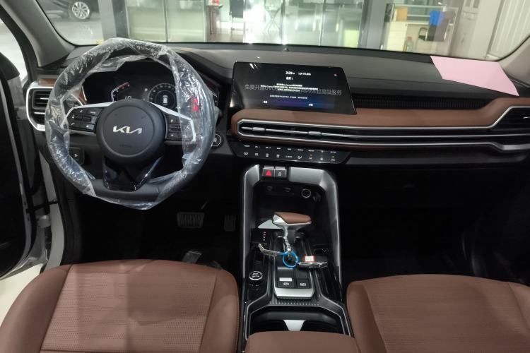 Used Kia Sportage R 2021 Ace 2.0L Splendid Edition Interior 2