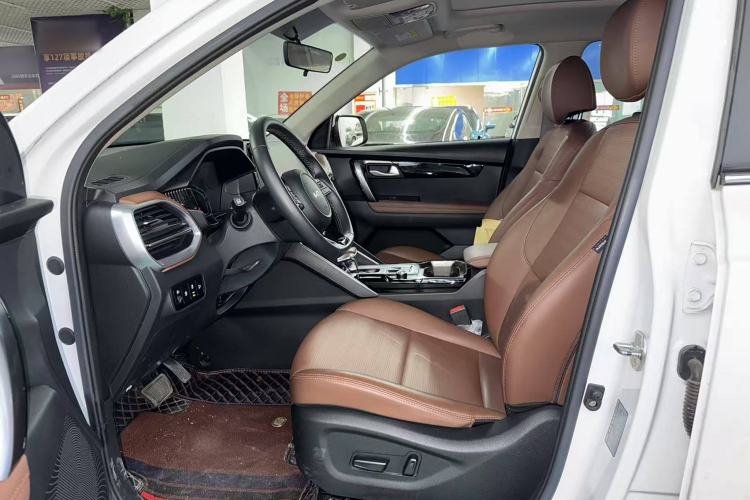 Used Kia Sportage R 2021 Ace 2.0L Splendid Edition Interior 2