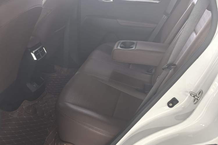 Used Kia Sportage R 2021 Ace 2.0L Splendid Edition Interior 4