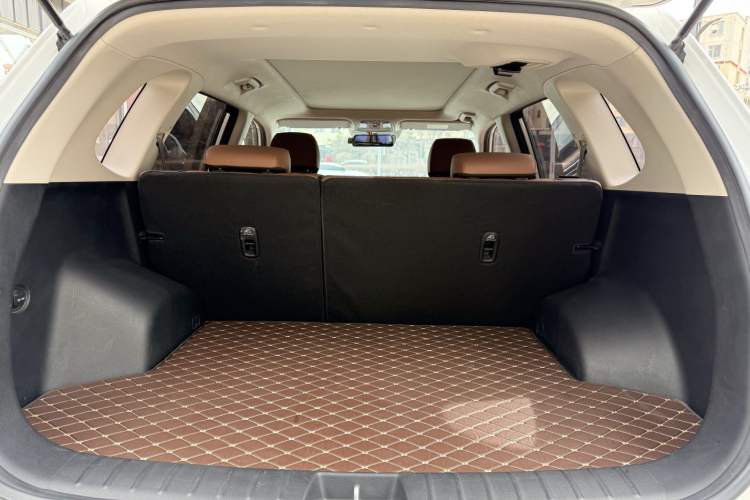 Used Kia Sportage R 2021 Ace 2.0L Splendid Edition Interior 5