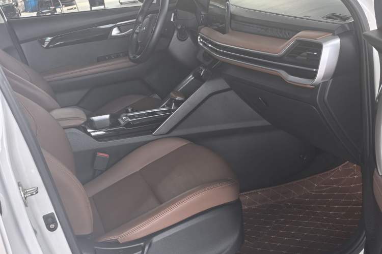 Used Kia Sportage R 2021 Ace 2.0L Splendid Edition Interior 6