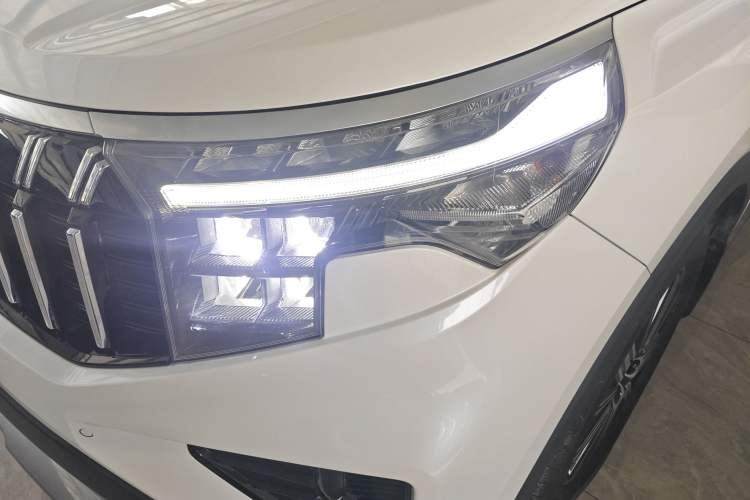 Used Kia Sportage R 2021 Ace 2.0L Splendid Edition Left Front Headlight