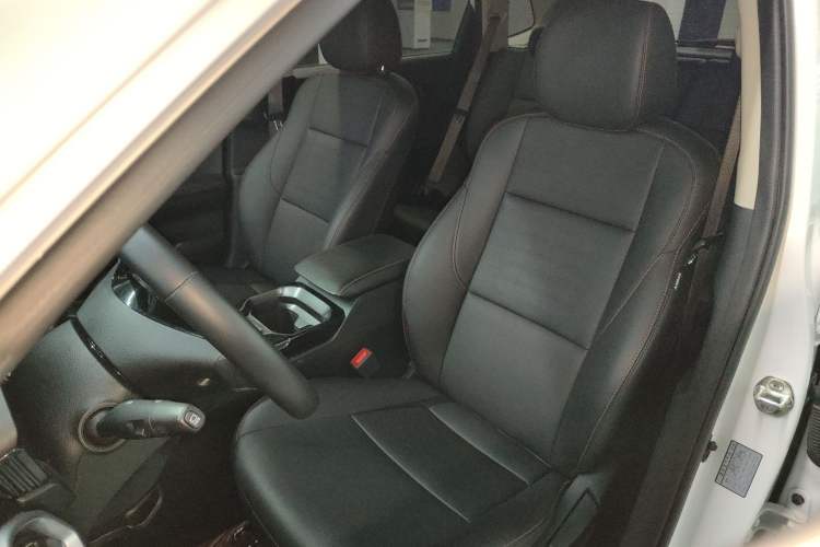 Used Kia Sportage R 2021 Ace 2.0L Challenge Edition Left Front Seat