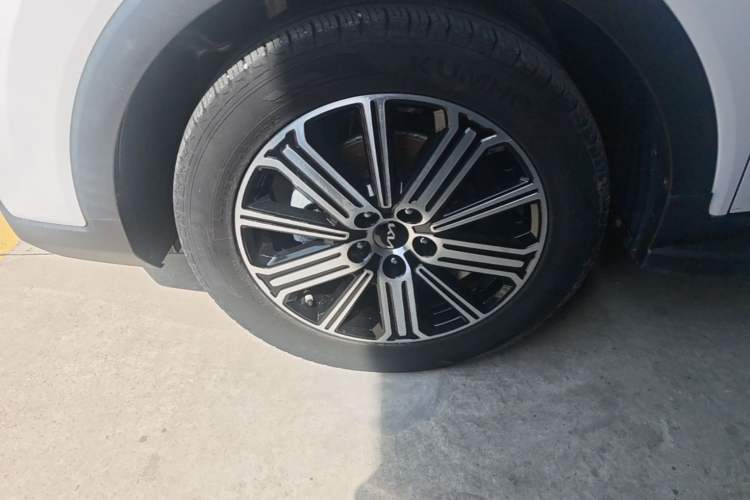 Used Kia Sportage R 2021 Ace 2.0L Splendid Edition Left Front Wheel Hub