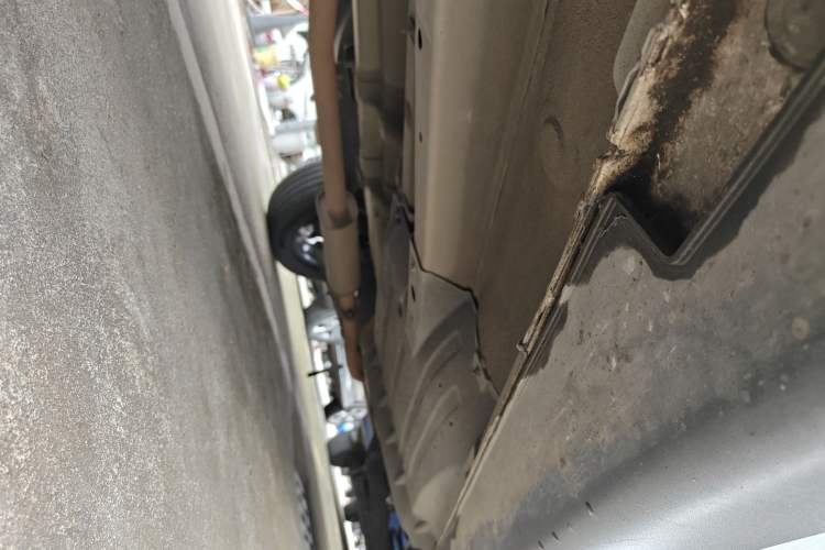 Used Kia Sportage R 2021 Ace 2.0L Challenge Edition Left Side Sill