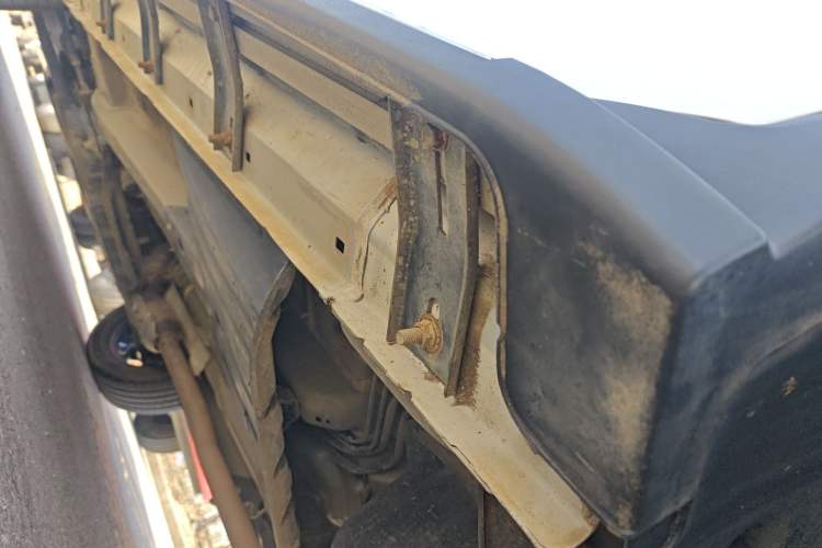 Used Kia Sportage R 2021 Ace 2.0L Splendid Edition Left Side Sill