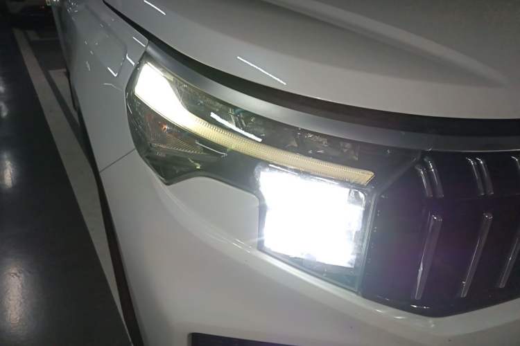 Used Kia Sportage R 2021 Ace 2.0L Challenge Edition Right Front Headlight