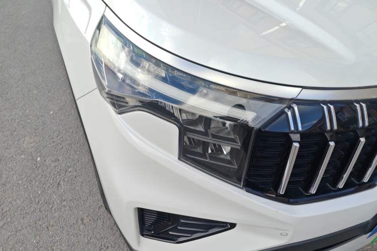 Used Kia Sportage R 2021 Ace 2.0L Splendid Edition Right Front Headlight