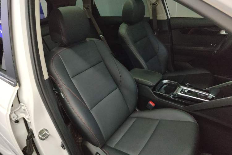 Used Kia Sportage R 2021 Ace 2.0L Challenge Edition Right Front Seat
