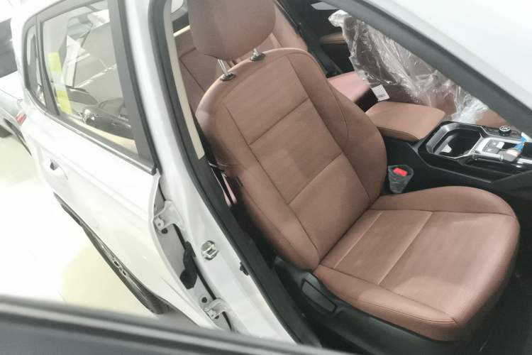 Used Kia Sportage R 2021 Ace 2.0L Splendid Edition Right Front Seat