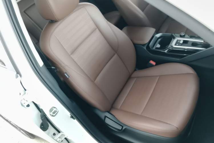 Used Kia Sportage R 2021 Ace 2.0L Splendid Edition Right Front Seat