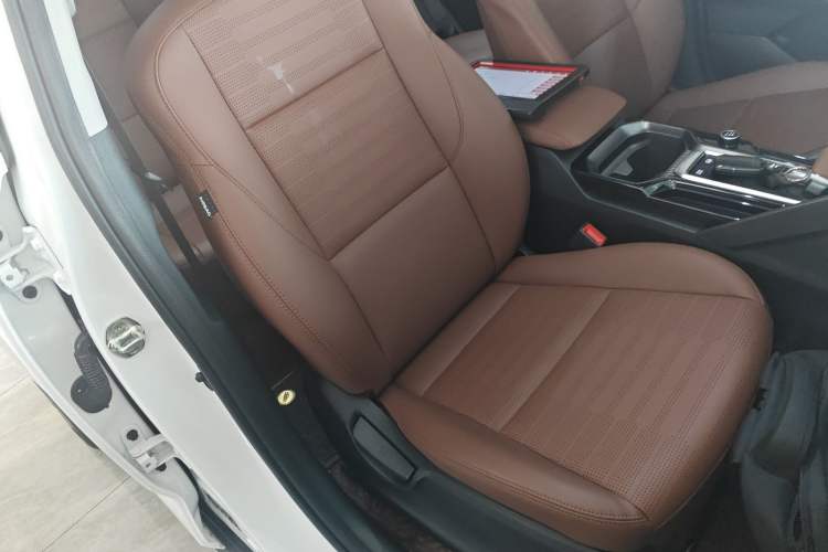 Used Kia Sportage R 2021 Ace 2.0L Splendid Edition Right Front Seat
