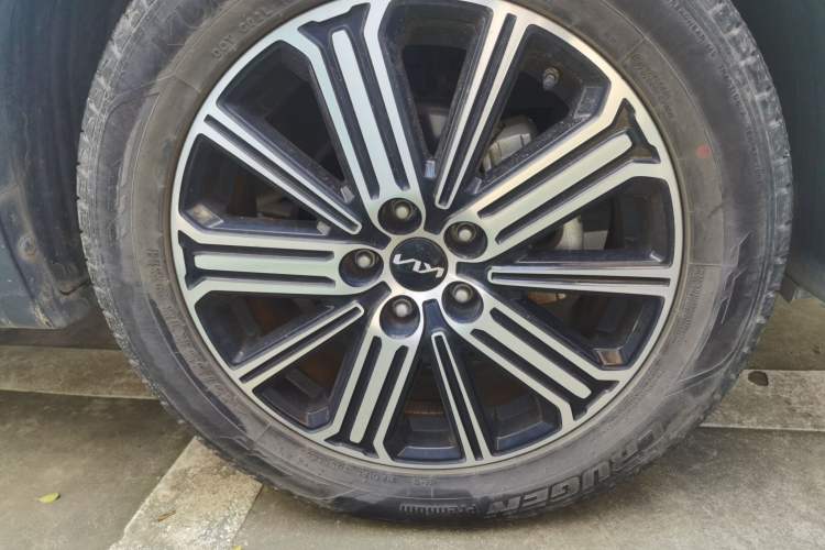 Used Kia Sportage R 2021 Ace 2.0L Splendid Edition Right Front Wheel Hub