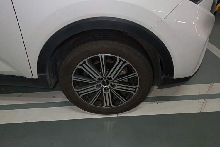 Used Kia Sportage R 2021 Ace 2.0L Challenge Edition Right Front Wheel Hub