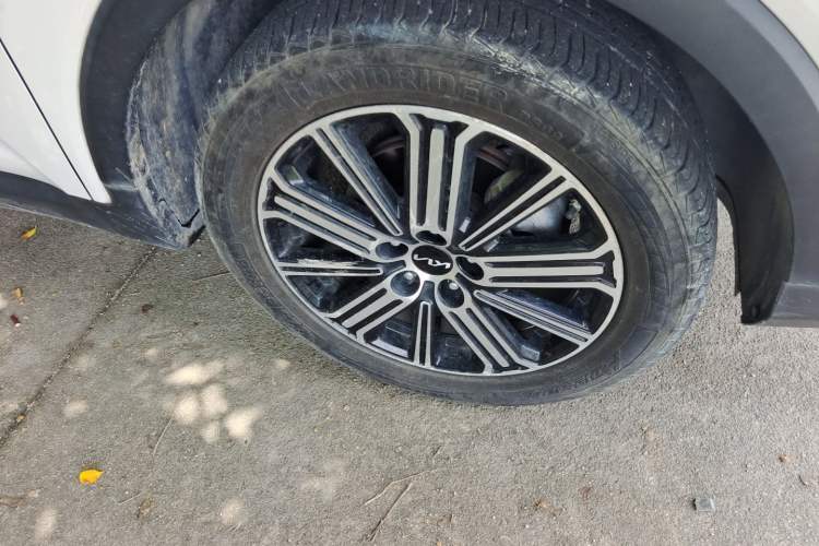 Used Kia Sportage R 2021 Ace 2.0L Splendid Edition Right Front Wheel Hub
