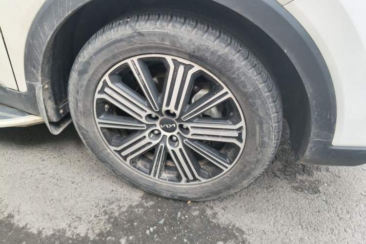 Used Kia Sportage R 2021 Ace 2.0L Splendid Edition Right Front Wheel Hub