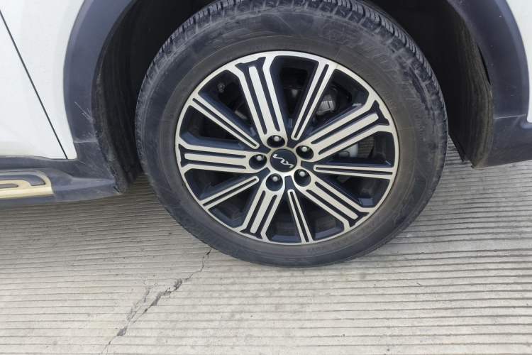 Used Kia Sportage R 2021 Ace 2.0L Splendid Edition Right Front Wheel Hub