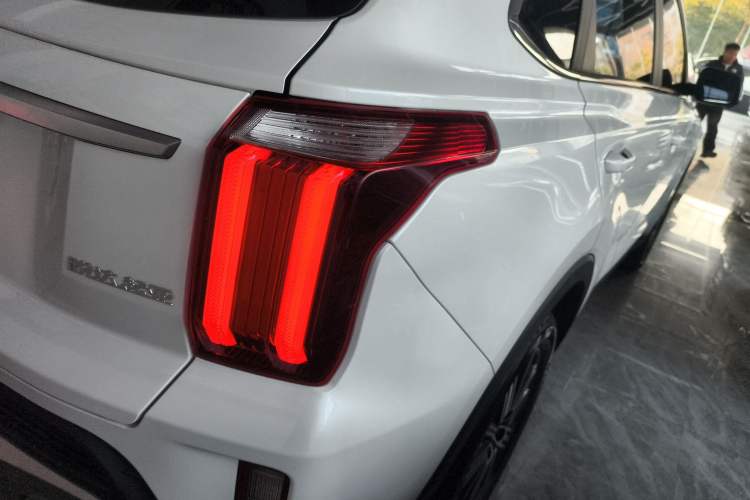 Used Kia Sportage R 2021 Ace 2.0L Splendid Edition Right Rear Taillight