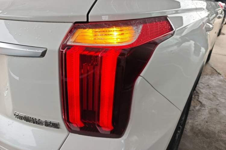 Used Kia Sportage R 2021 Ace 2.0L Splendid Edition Right Rear Taillight