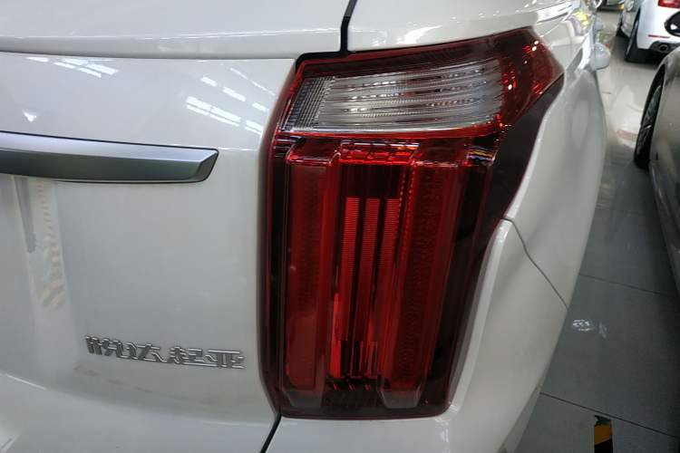 Used Kia Sportage R 2021 Ace 2.0L Splendid Edition Right Rear Taillight