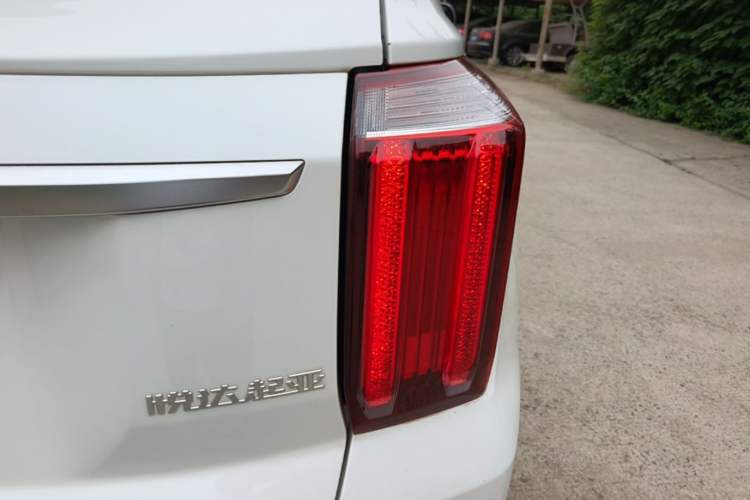 Used Kia Sportage R 2021 Ace 2.0L Splendid Edition Right Rear Taillight