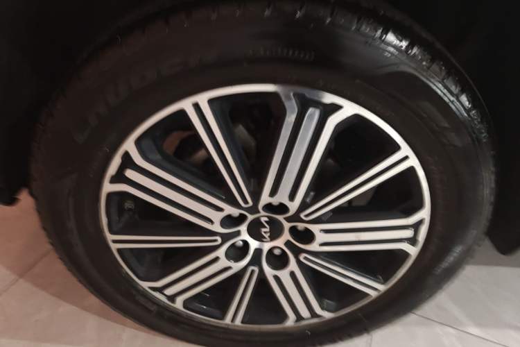 Used Kia Sportage R 2021 Ace 2.0L Splendid Edition Right Rear Wheel Hub