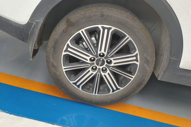 Used Kia Sportage R 2021 Ace 2.0L Splendid Edition Right Rear Wheel Hub