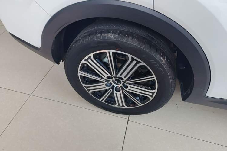 Used Kia Sportage R 2021 Ace 2.0L Splendid Edition Right Rear Wheel Hub