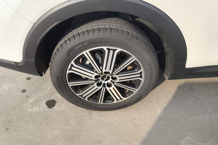 Used Kia Sportage R 2021 Ace 2.0L Splendid Edition Right Rear Wheel Hub