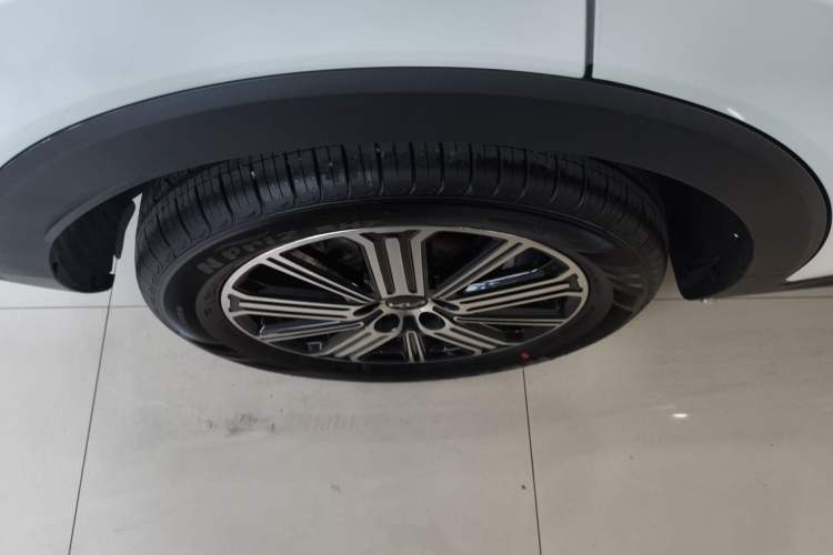 Used Kia Sportage R 2021 Ace 2.0L Splendid Edition Right Rear Wheel Hub