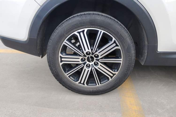 Used Kia Sportage R 2021 Ace 2.0L Splendid Edition Right Rear Wheel Hub