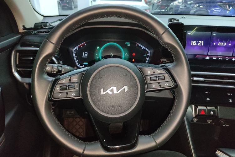 Used Kia Sportage R 2021 Ace 2.0L Challenge Edition Steering Wheel