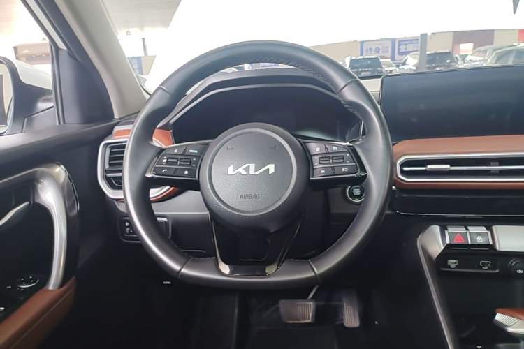 Used Kia Sportage R 2021 Ace 2.0L Splendid Edition Steering Wheel