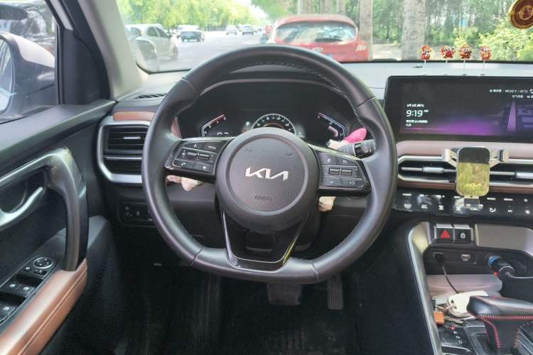 Used Kia Sportage R 2021 Ace 2.0L Splendid Edition Steering Wheel