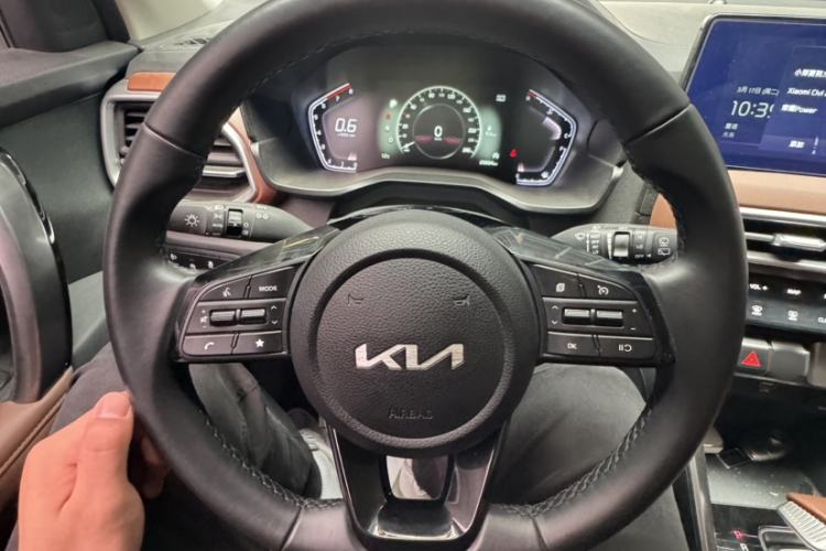 Used Kia Sportage R 2021 Ace 2.0L Splendid Edition Steering Wheel