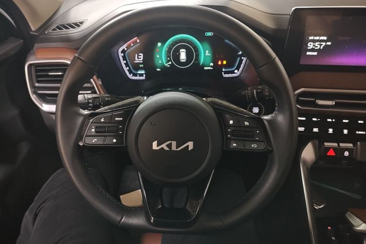 Used Kia Sportage R 2021 Ace 2.0L Splendid Edition Steering Wheel