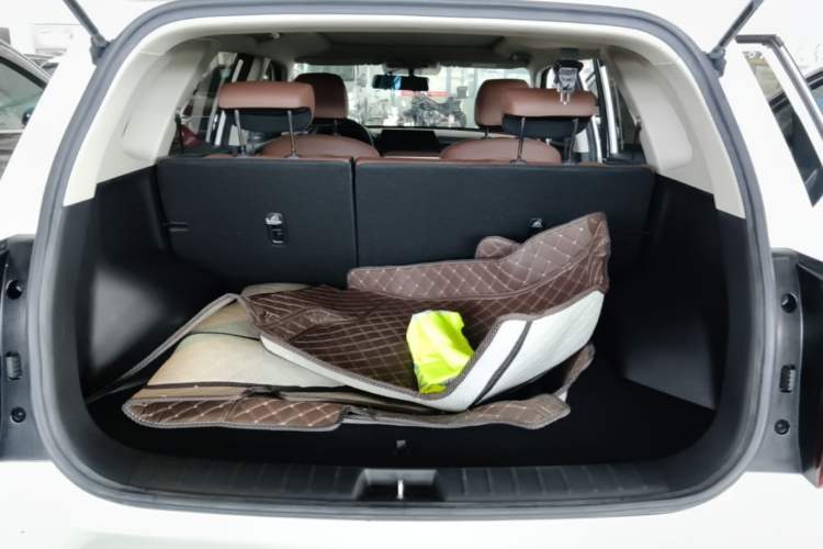 Used Kia Sportage R 2021 Ace 2.0L Splendid Edition Trunk