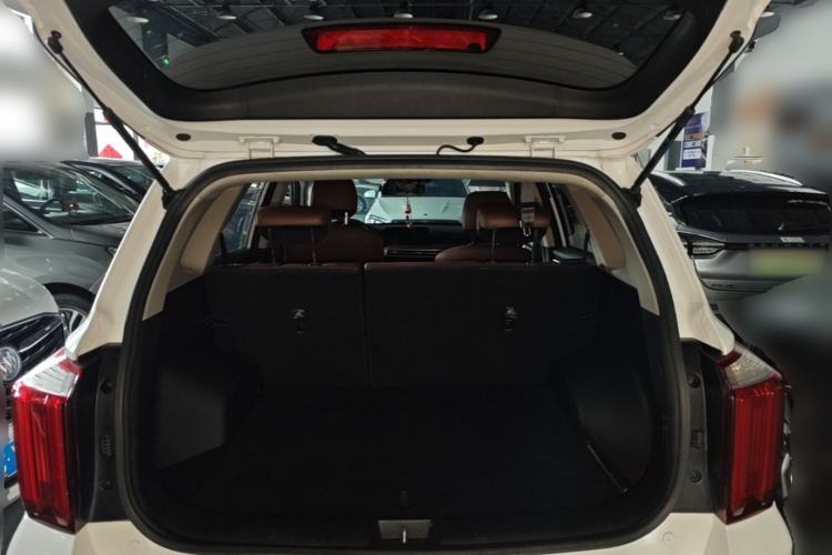 Used Kia Sportage R 2021 Ace 2.0L Splendid Edition Trunk