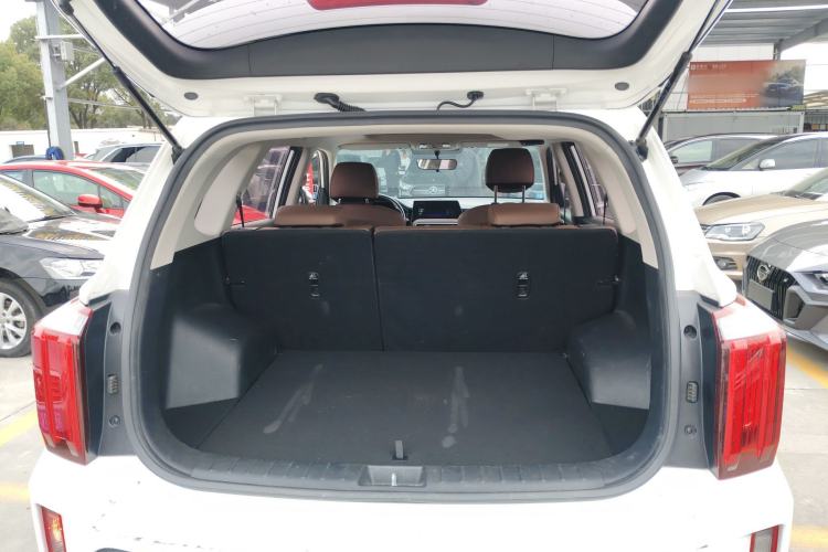 Used Kia Sportage R 2021 Ace 2.0L Splendid Edition Trunk