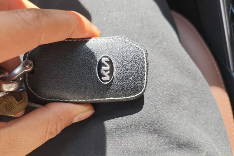 Used Kia Sportage R 2021 Ace 2.0L Splendid Edition Vehicle Key
