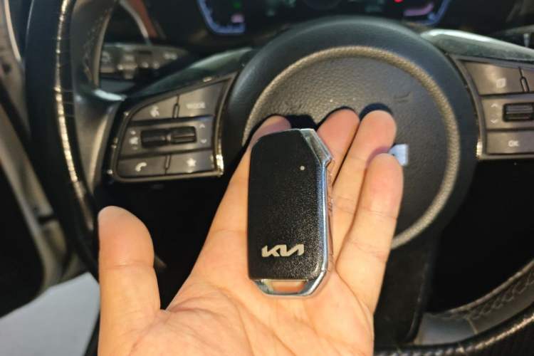 Used Kia Sportage R 2021 Ace 2.0L Splendid Edition Vehicle Key
