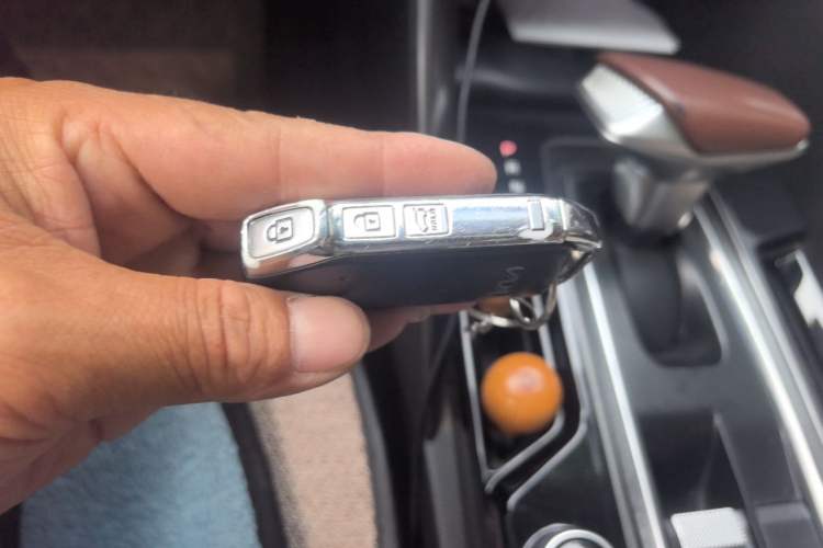 Used Kia Sportage R 2021 Ace 2.0L Splendid Edition Vehicle Key