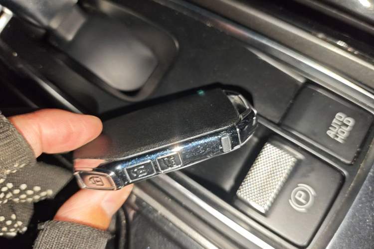 Used Kia Sportage R 2021 Ace 2.0L Splendid Edition Vehicle Key