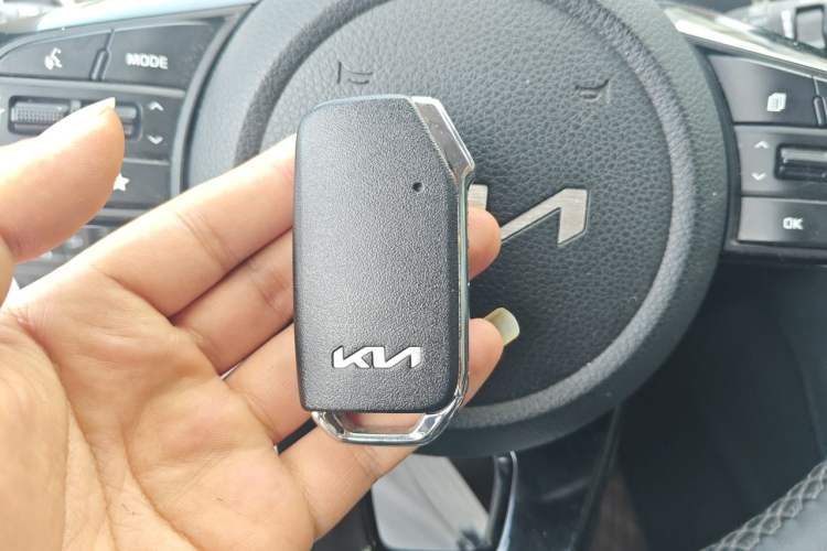 Used Kia Sportage R 2021 Ace 2.0L Splendid Edition Vehicle Key
