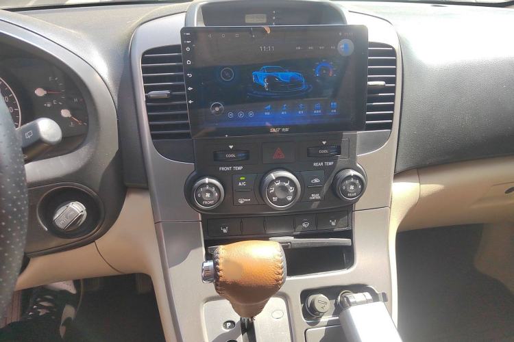 Used Kia VQ 2011 2.7 Comfort Edition Audio And AC Panel