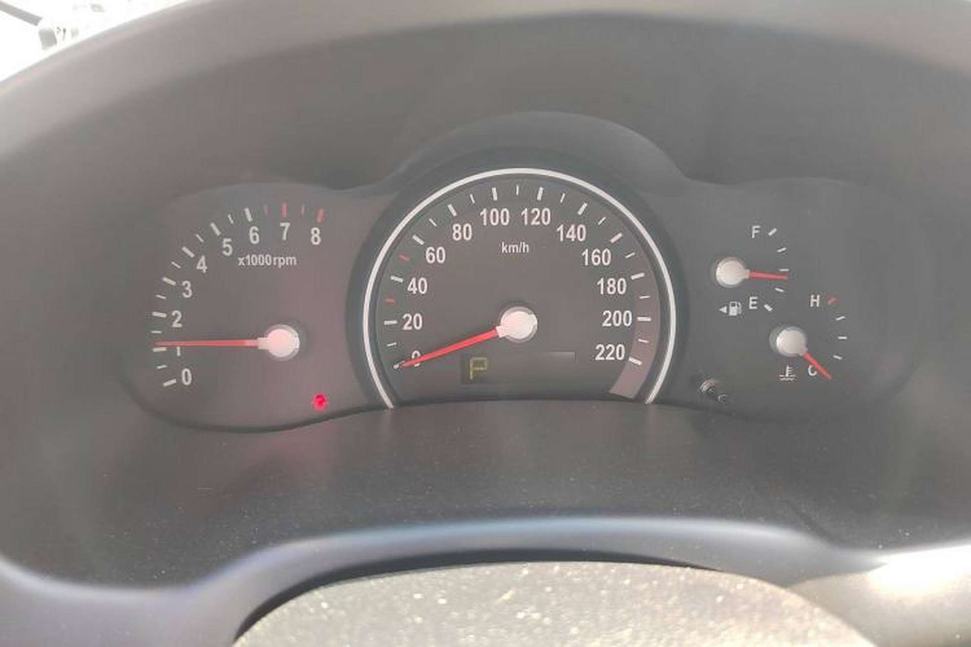Used Kia VQ 2011 2.7 Comfort Edition Instrument Cluster