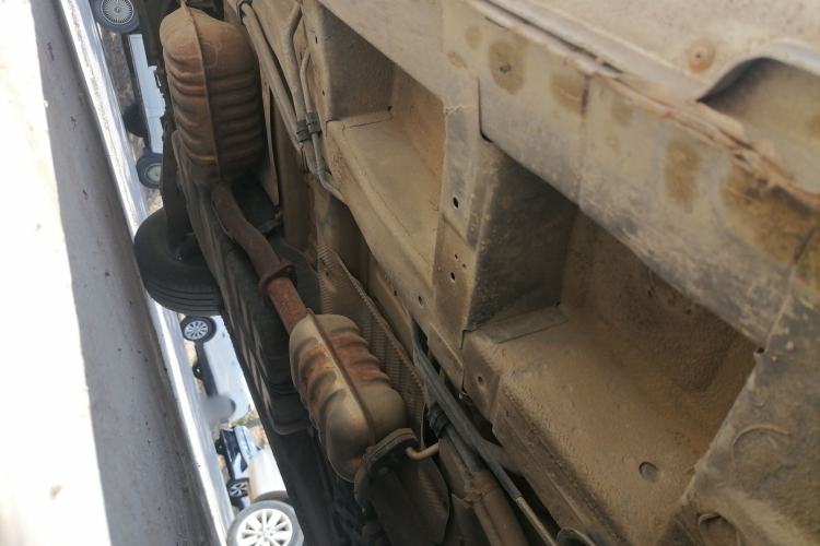 Used Kia VQ 2011 2.7 Comfort Edition Chassis Front Right