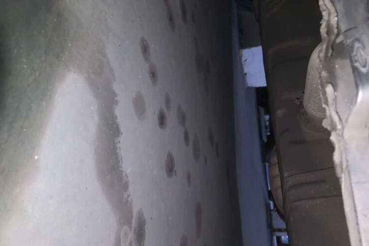 Used Kia VQ 2011 2.7 Luxury Edition Chassis Rear Left