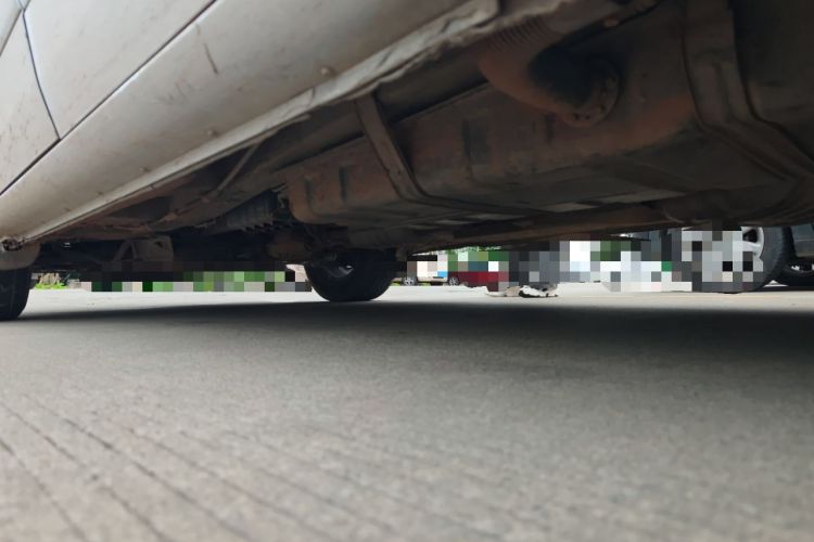 Used Kia VQ 2011 2.7 Comfort Edition Chassis Rear Left